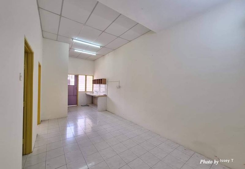 Menglembu Single Storey Terraced House For Rent Ipoh Perak