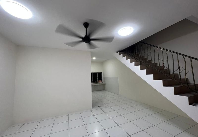 DESA LAHAT SRI -WANG