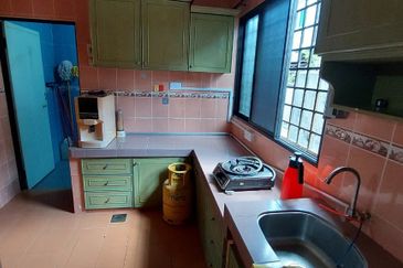 Taman Cempaka Fully Furnished Double Storey Terraced House For Rent Ipoh Perak 