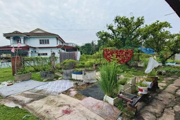 Batu Gajah Kampung Serani Bungalow Land For Sale Perak