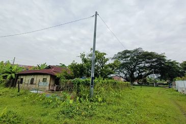 Batu Gajah Kampung Serani Bungalow Land For Sale Perak