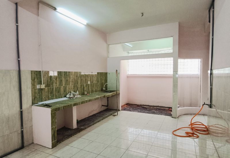 Panorama Lapangan Perdana