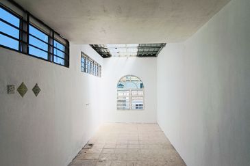 Panorama Lapangan Perdana