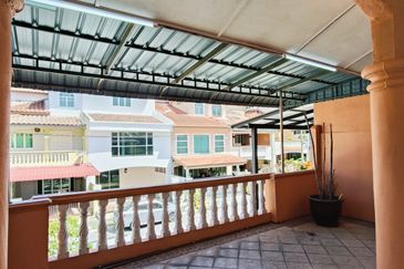 Panorama Lapangan Perdana