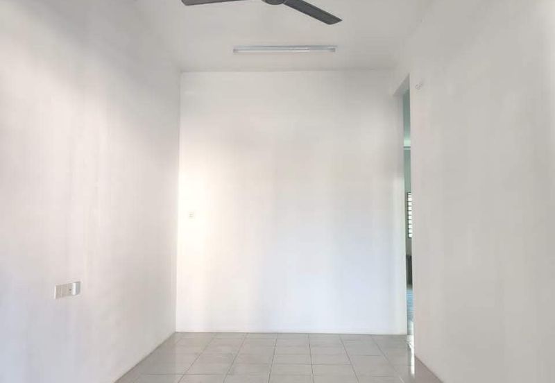 DESA LAHAT SRI -WANG