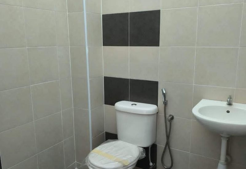 DESA LAHAT SRI -WANG