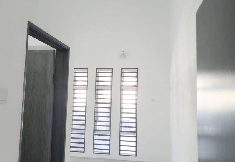 DESA LAHAT SRI -WANG