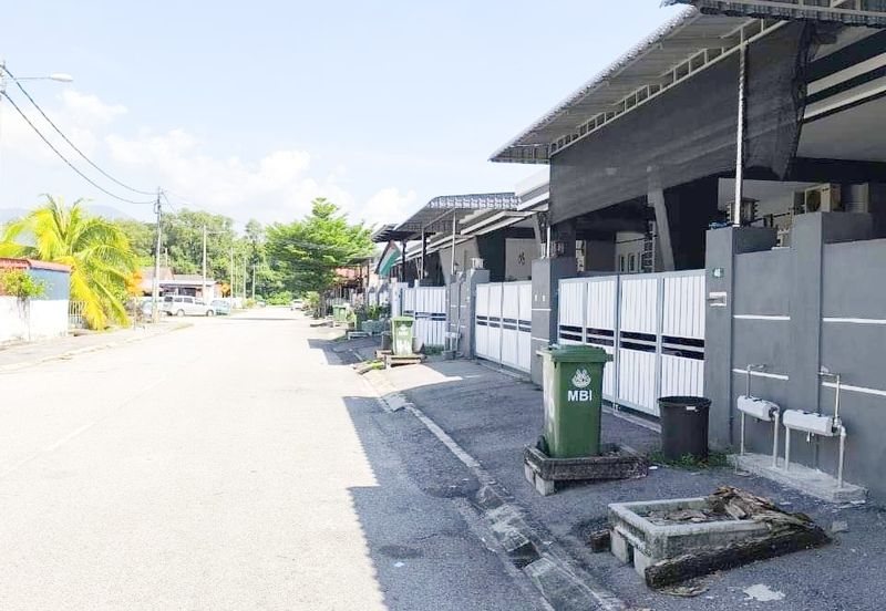 DESA LAHAT SRI -WANG