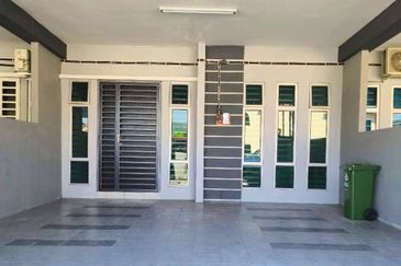 DESA LAHAT SRI -WANG