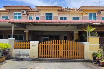 Pengkalan indah Ipoh Double Storey House For Rent Pengkalan Station 18 Pasir Puteh Ipoh Perak 