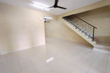 Pengkalan indah Ipoh Double Storey House For Rent Pengkalan Station 18 Pasir Puteh Ipoh Perak 