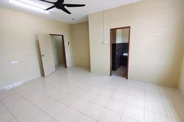 Pengkalan indah Ipoh Double Storey House For Rent Pengkalan Station 18 Pasir Puteh Ipoh Perak 