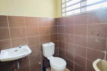 Pengkalan indah Ipoh Double Storey House For Rent Pengkalan Station 18 Pasir Puteh Ipoh Perak 