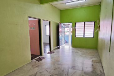 Batu Gajah Taman Sri Cahaya Single Storey Terraced House For Rent Batu Gajah Perak 