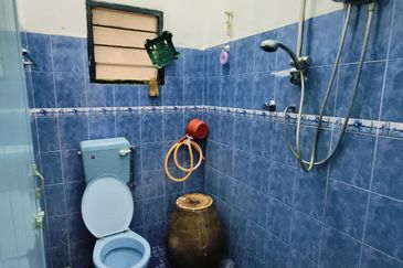 Batu Gajah Taman Sri Cahaya Single Storey Terraced House For Rent Batu Gajah Perak 