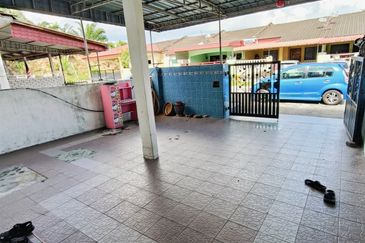 Batu Gajah Taman Sri Cahaya Single Storey Terraced House For Rent Batu Gajah Perak 