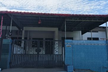 Batu Gajah Taman Sri Cahaya Single Storey Terraced House For Rent Batu Gajah Perak 