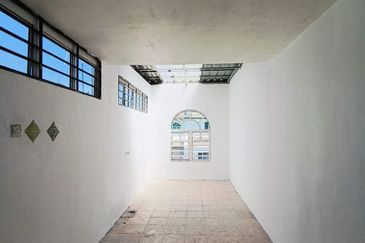 Panorama Lapangan Perdana