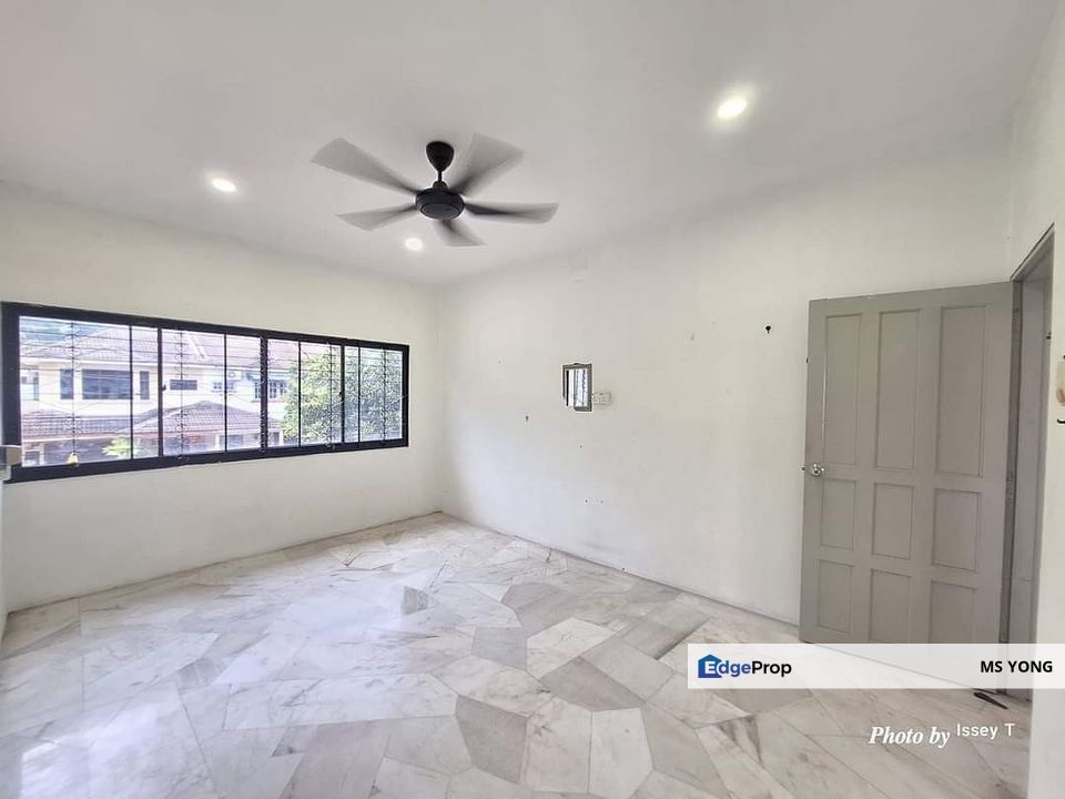 Taman Cempaka Double Storey Terraced House For Rent Ipoh Perak , Perak, Ipoh