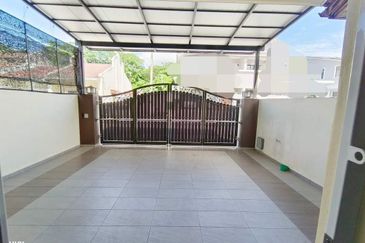 Falim Single Storey Terraced House For Rent Lahat Falim Menglembu Ipoh Perak 