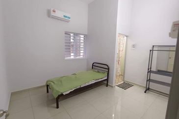Falim Single Storey Terraced House For Rent Lahat Falim Menglembu Ipoh Perak 