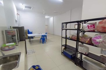 Falim Single Storey Terraced House For Rent Lahat Falim Menglembu Ipoh Perak 