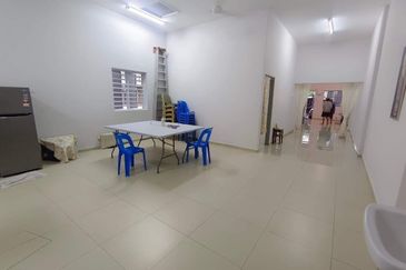 Falim Single Storey Terraced House For Rent Lahat Falim Menglembu Ipoh Perak 