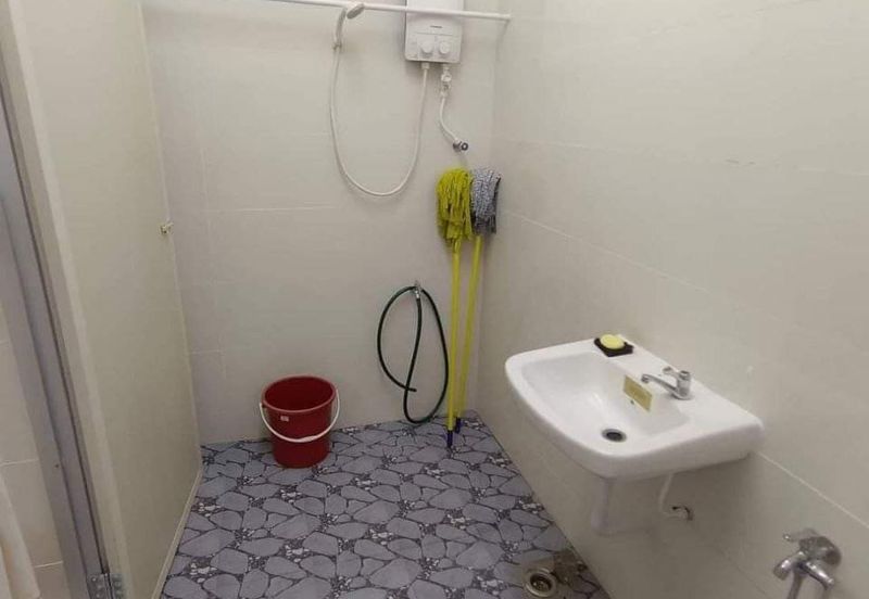 Falim Single Storey Terraced House For Rent Lahat Falim Menglembu Ipoh Perak 