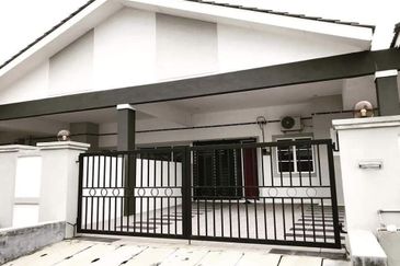 Lahat Sentosa Single Storey Fully Furnished Terraced House For Rent Ipoh Perak 