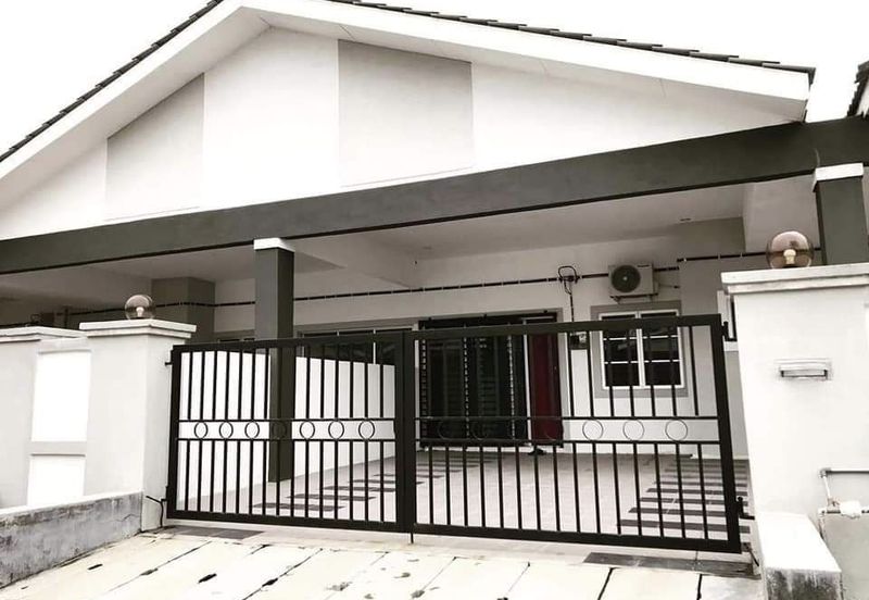 Lahat Sentosa Single Storey Fully Furnished Terraced House For Rent Ipoh Perak 