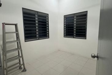 Batu Gajah Double Storey Corner House For Rent Perak