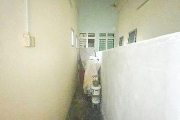 Batu Gajah Single Storey Terraced House For Sale Perak