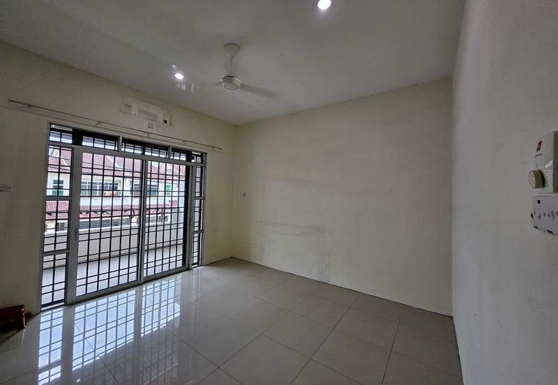 Taman Pengkalan Utama