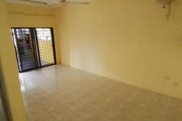 Batu Gajah Pusing Single Storey Corner House For Rent Perak