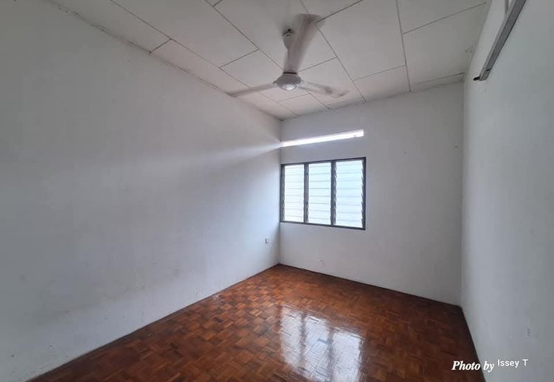 Taman Cempaka Double Storey Terraced House For Rent Ipoh Perak 