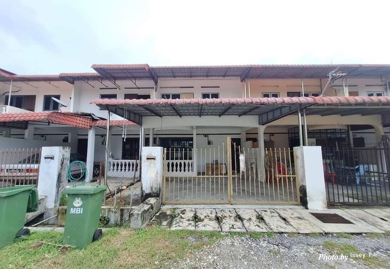 Taman Cempaka Double Storey Terraced House For Rent Ipoh Perak 