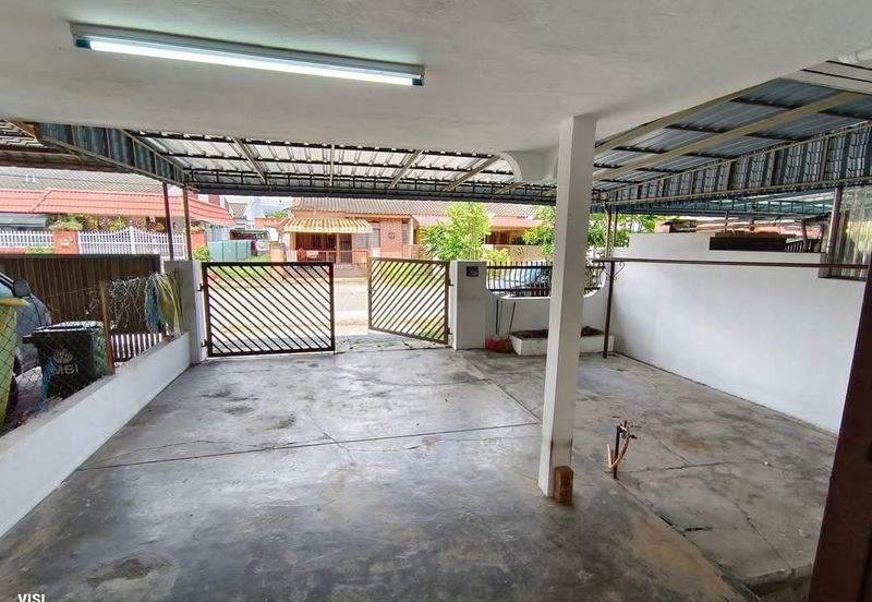 Taman Pertama Single Storey Terraced House For Rent First Garden Ipoh Perak 