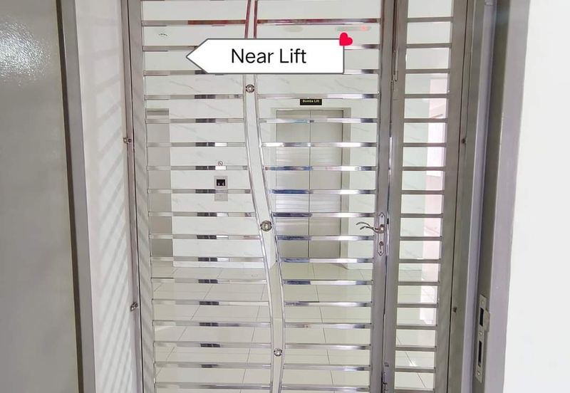 Manhattan Condominium