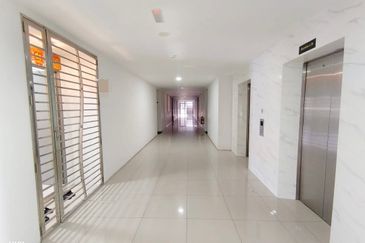 Manhattan Condominium