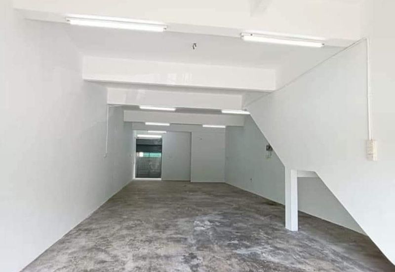 Menglembu Rasi Jaya Ground Floor Shop lot For Rent Ipoh Perak 
