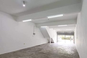 Menglembu Rasi Jaya Ground Floor Shop lot For Rent Ipoh Perak 