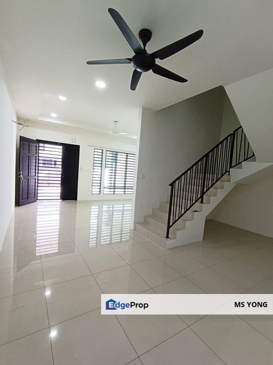 Bandar Lahat Baru Double Storey Terraced House For Rent Ipoh Perak , Perak, Lahat