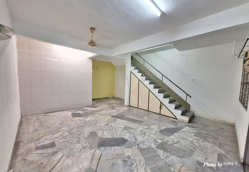 TAMAN BANDAR BARU MENGLEMBU