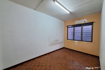 TAMAN BANDAR BARU MENGLEMBU