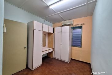 TAMAN BANDAR BARU MENGLEMBU