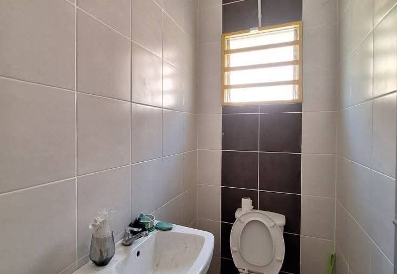 Gunung Rapat Wira Jaya Ground Floor Shop Lot For Rent Ipoh Perak 