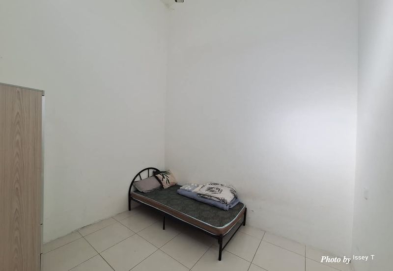 DESA LAHAT SRI -WANG