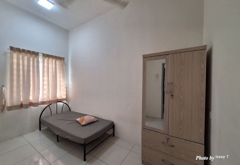 DESA LAHAT SRI -WANG