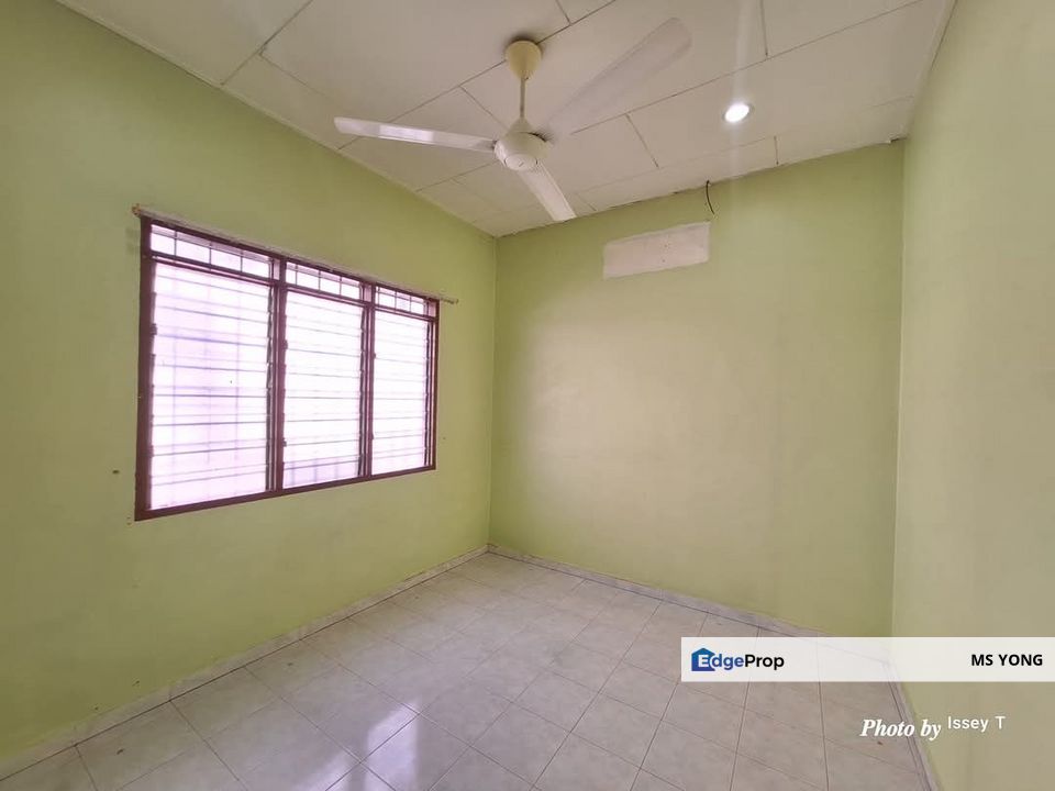 Menglembu Single Storey End Lot House For Rent Ipoh Perak , Perak, Kinta