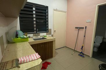 TAMAN PENGKALAN PERTAMA